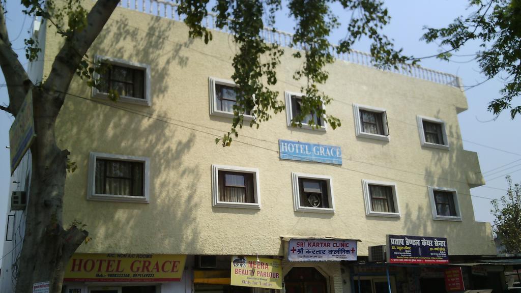Hotel Grace Agra  Ngoại thất bức ảnh